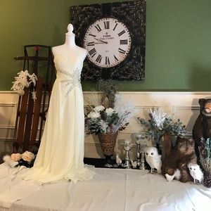 Formal evening Prom gown dress